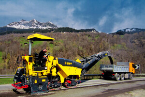 Дорожная фреза для асфальта BOMAG BM 1000-30-2