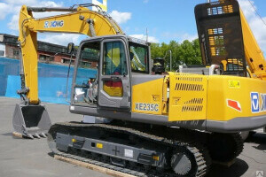 Экскаватор XCMG XE235C
